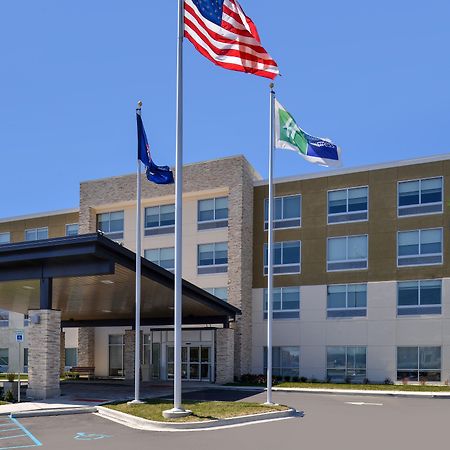Holiday Inn Express & Suites - Brighton South - Us 23 By Ihg Экстерьер фото